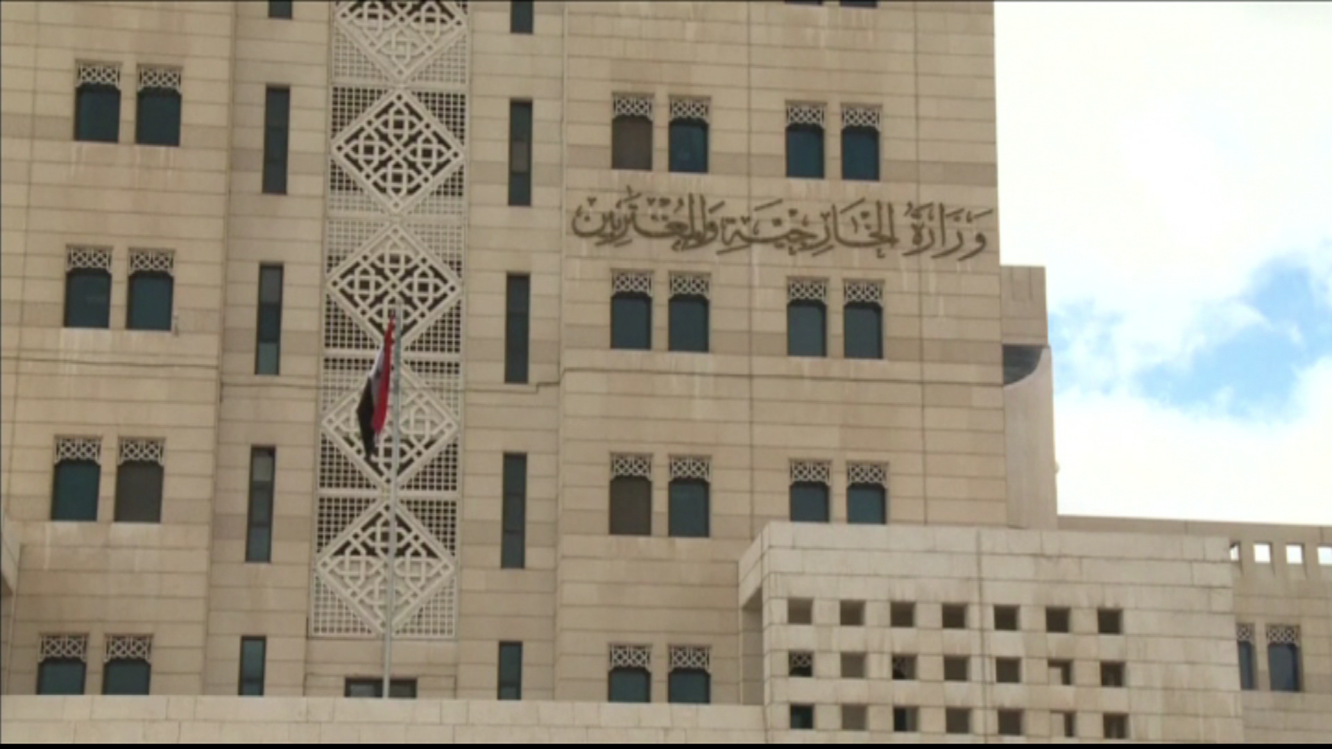 Sûriye: Bo rûbirûbûn a êrîşa Tirkiyê welatiyên wê niha ji her demê zêdetir hevgirtî ne